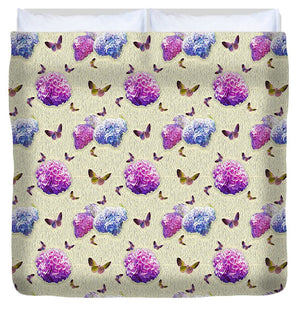 Butterflies and Hydrangea Pattern - Duvet Cover